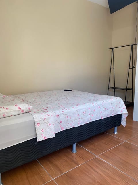 Kitnet macêdonia House in Vila Canaa