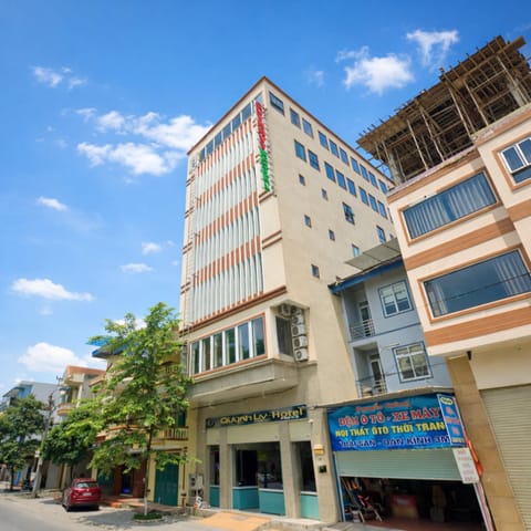 Property building, Day