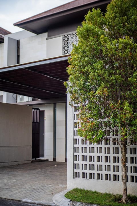 Nivata A3 Ciputra Beach Resort near Tanah Lot Villa in Kediri