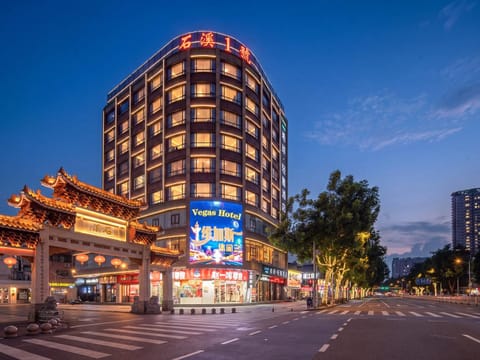 Property building, Night, Neighbourhood, City view, Location