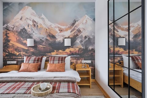 Bed, Living room, Bedroom, towels