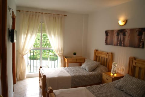 Day, Photo of the whole room