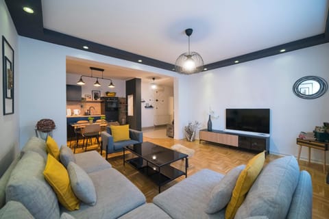 TV and multimedia, Living room
