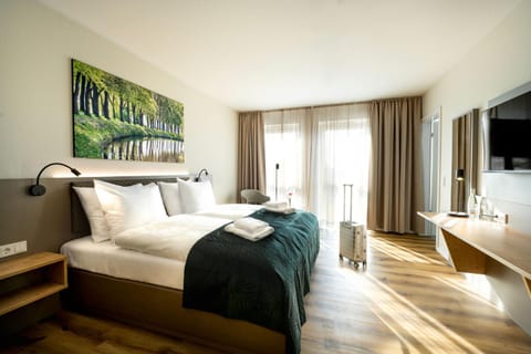 Bed, TV and multimedia, Photo of the whole room, Bedroom, Guests, furniture, towels
