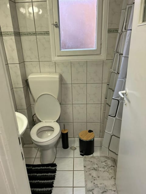 Atelier Ioulianou 72 Apartment in Athens