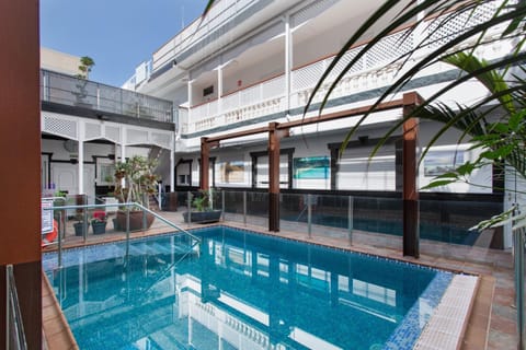 Property building, Swimming pool