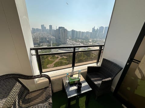 Wonder Balcony Stay Abu Dhabi Hostel in Abu Dhabi