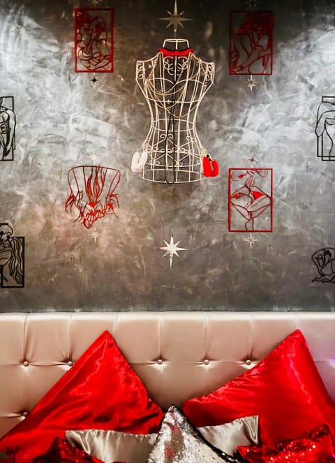 Maison de Monplaisir Love Room - Lyon Villa in Villeurbanne