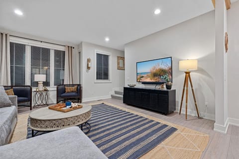 The Happy Place by Juniper Holiday + Home House in Chikaming Township