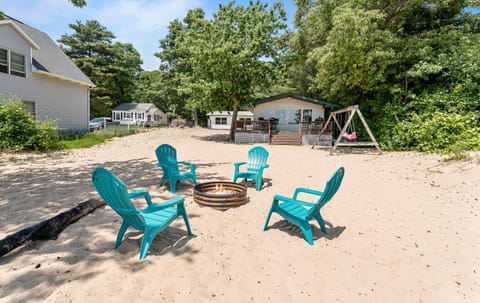 Dunes Edge- Private Silver Lake Home House in Wisconsin