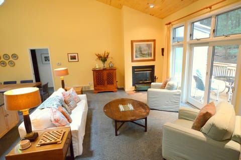 Bailey House in Norton Shores