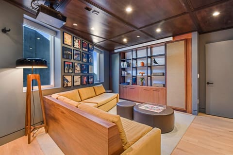 Japandi Slopeside Retreat House in Park City