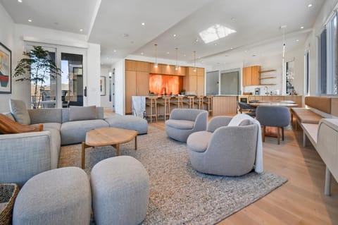 Japandi Slopeside Retreat House in Park City