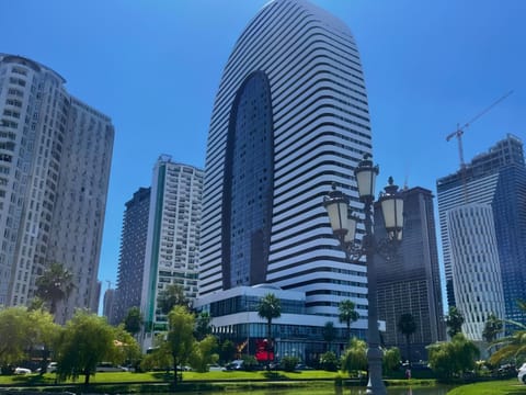 Property building, Day, Natural landscape, City view, Location