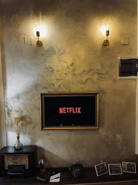 TV and multimedia, Evening entertainment