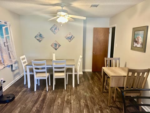 Seacoast Retreat House in Long Beach