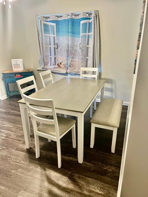 Seacoast Retreat House in Long Beach