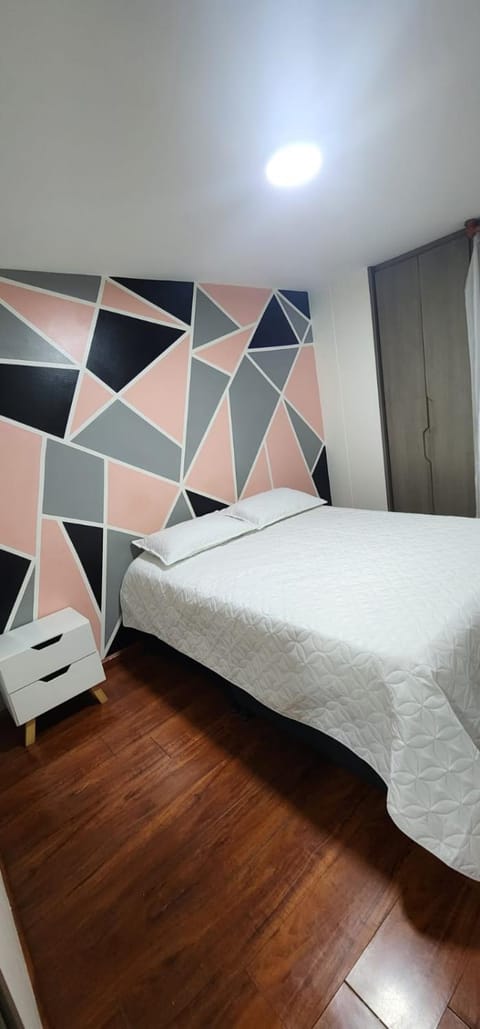Photo of the whole room, Bedroom