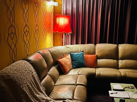 The Lazy Frog Cottage House in Queenstown