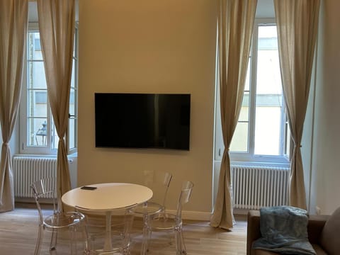 Les Suites di Parma - Cavour Apartment in Parma