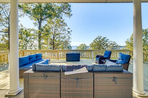 Patio, Natural landscape, View (from property/room), Seating area