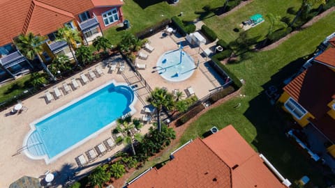 Cozy Family 3BR Townhouse Perfect Stay for 6 Guests House in Lake Berkley