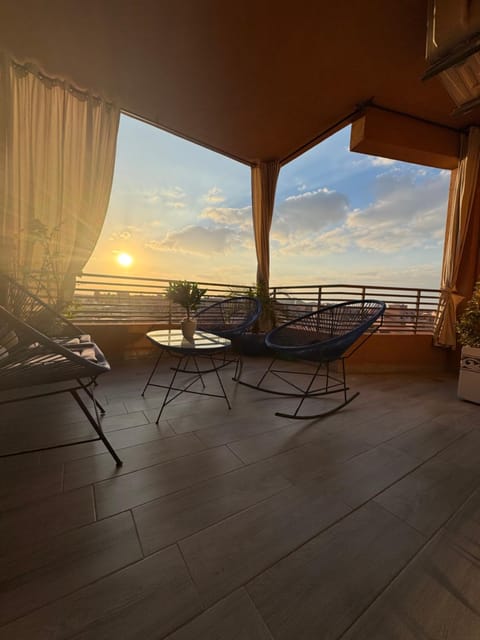 Patio, Patio, Balcony/Terrace, Balcony/Terrace, Sunrise, Sunset