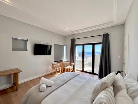 Blouberg Village Place Bed and Breakfast in Cape Town