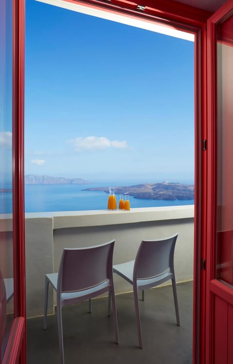 Caldera's Bliss Suites Apartment in Thera
