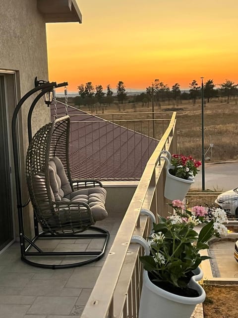 Patio, Natural landscape, View (from property/room), Balcony/Terrace, Seating area, Sunset