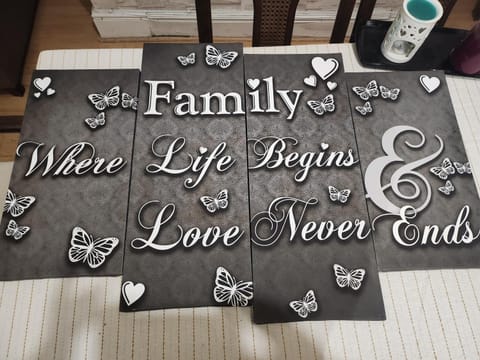 GO BIG ! Entire cozy House for max 8 people near city center House in Manchester