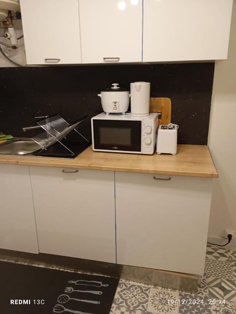 Beau studio propre Apartment in Île-de-France