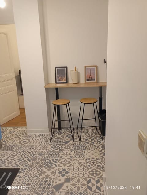 Beau studio propre Apartment in Île-de-France