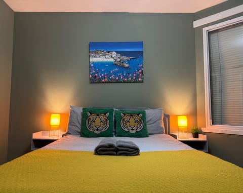 Bed, Bedroom