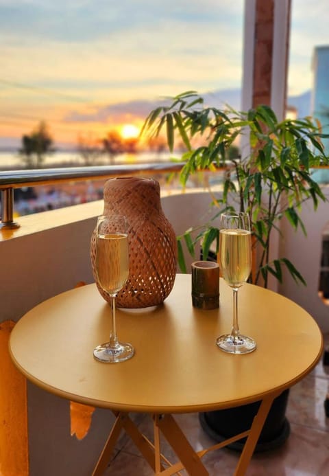 View (from property/room), Balcony/Terrace, Sunset