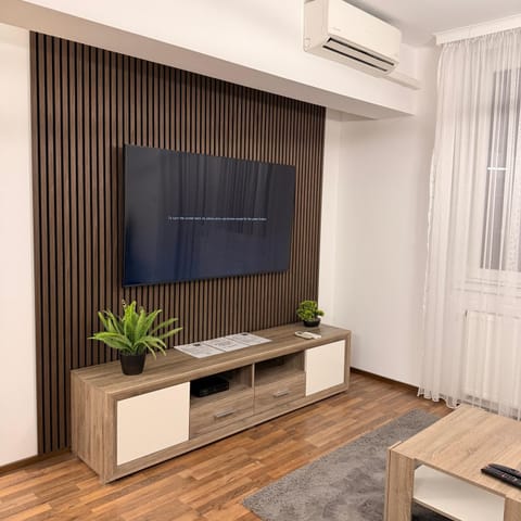 TV and multimedia, Evening entertainment, air conditioner