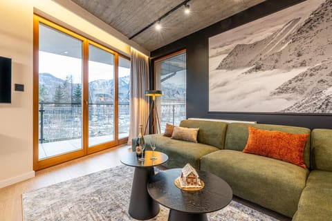 Living room, Seating area, Mountain view