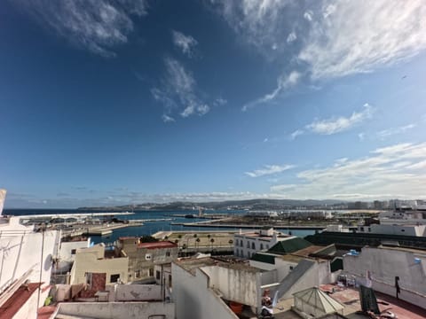 Day, Natural landscape, City view, Sea view