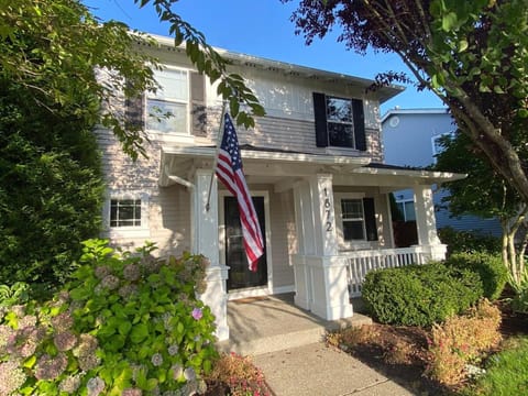 Property building, Garden