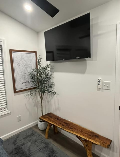 Downtown Bourbon House House in Somerset