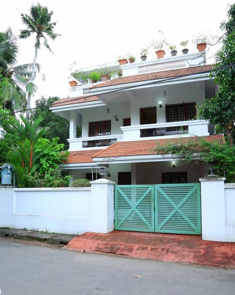 Facade/entrance, Facade/entrance