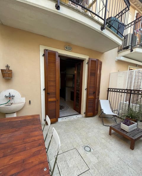 Patio, Balcony/Terrace