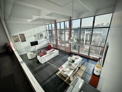 Communal lounge/ TV room, Living room, Seating area, Dining area