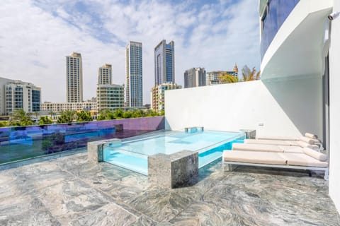 Grand Dubai Marina 4BR Triplex with Pool Gym Sauna Villa in Dubai