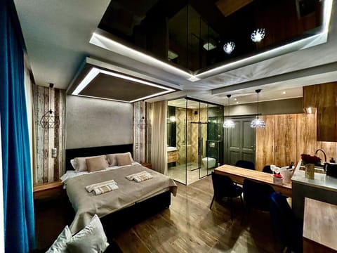 Bed, Living room, Photo of the whole room, Seating area, Bedroom, towels, wardrobe