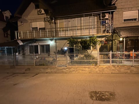 Slobo Velickovic Apartment in Serbia