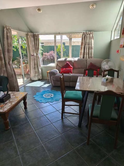 Susan's Holiday House Vacation rental in Hamilton