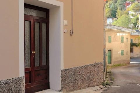 Classic Design apartment Apartment in Porretta Terme