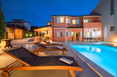 Property building, Patio, Pool view, sunbed