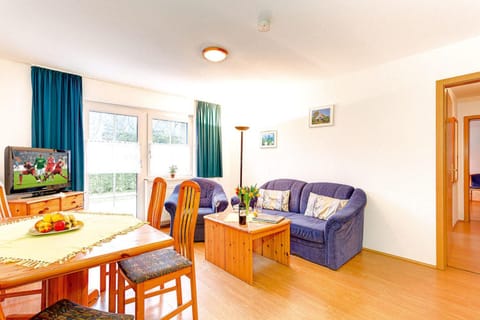 Villa Idyll, Gartenhaus, Whg 652 Apartment in Sellin